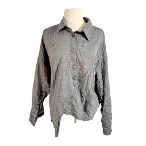 Dress to Kill By Jane Mohr Grey Blue Wrinkle Asymmetric Popover Top